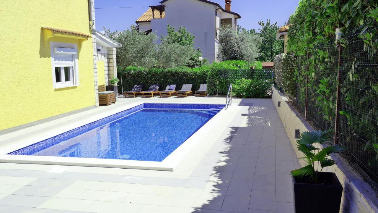 Holiday House Holek Silo  Exterior photo